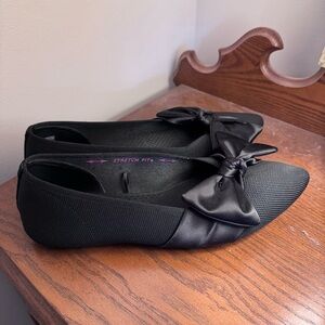 Skechers Black Bow Flats 10W
